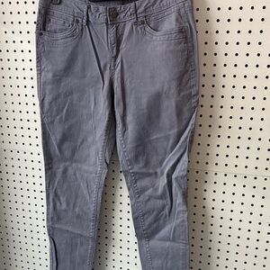 Stylish Gray Women's Jeans